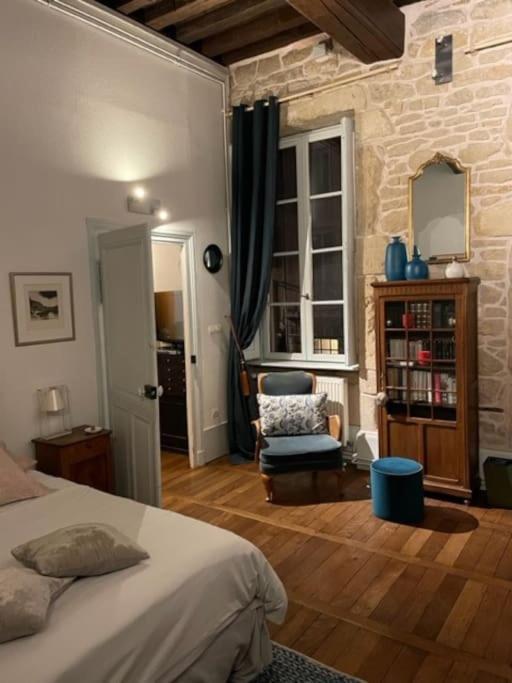 Charming Flat In Historical Centre Apartment ดีจอง ภายนอก รูปภาพ